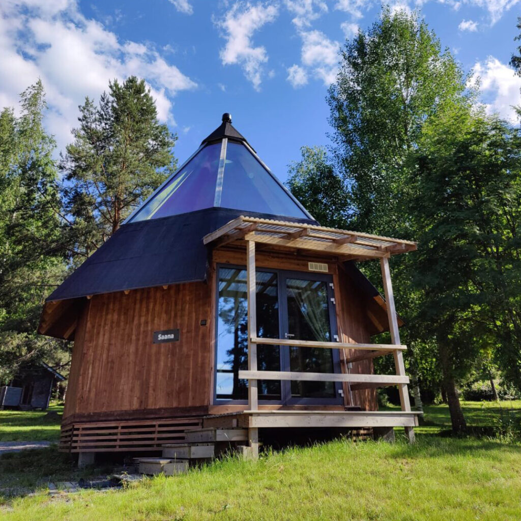 Saana Tiglo ulkokuva